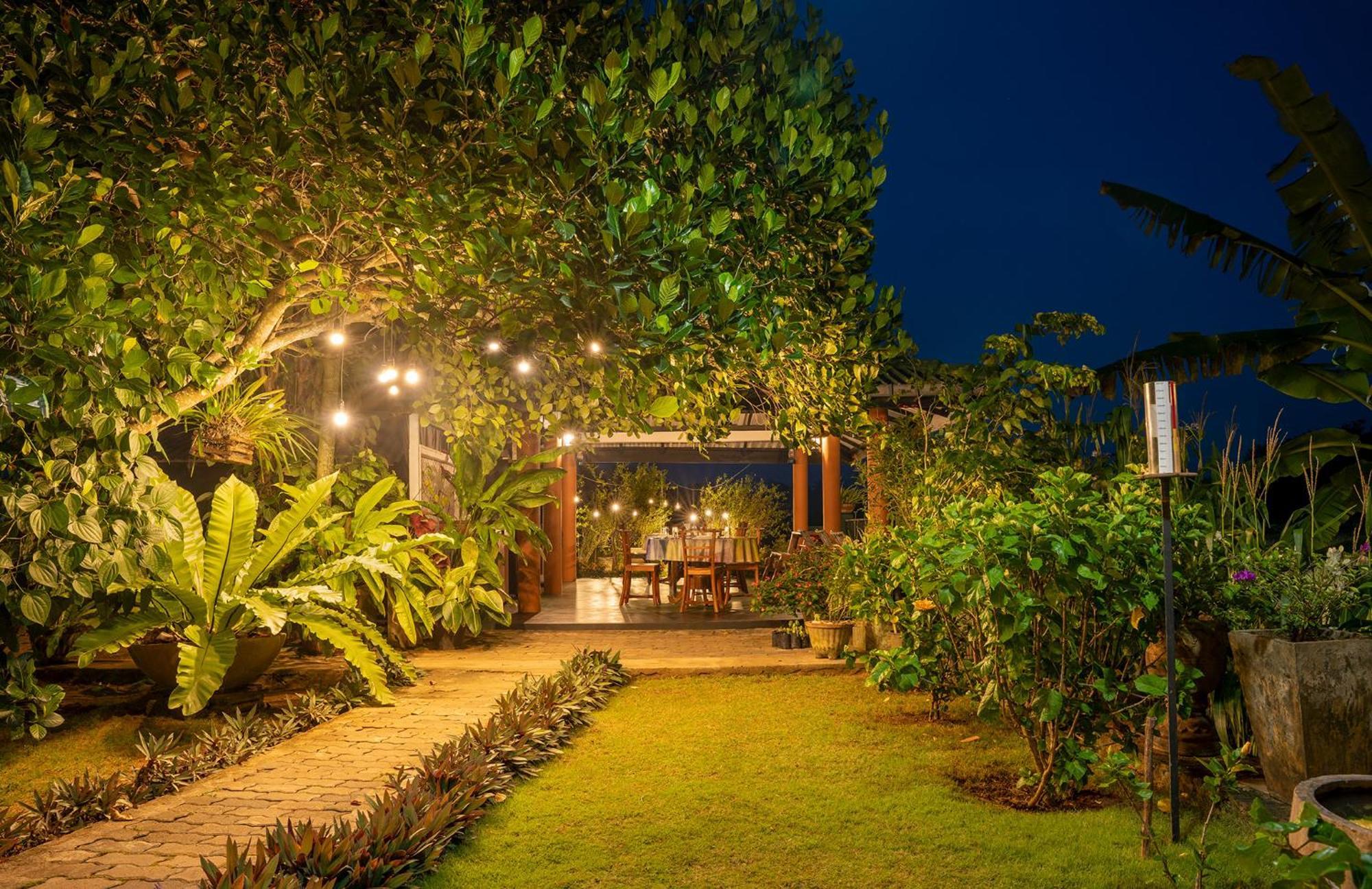 Mailagama Cinnamon Residence Kataragama Exterior foto